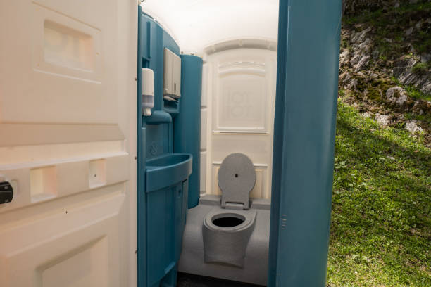 Professional porta potty rental in Homestead Meadows North, TX